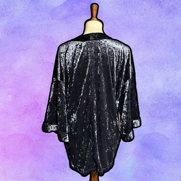 🌈 Cute Velvet Kimono Cardigan - Picture 4 of 4
